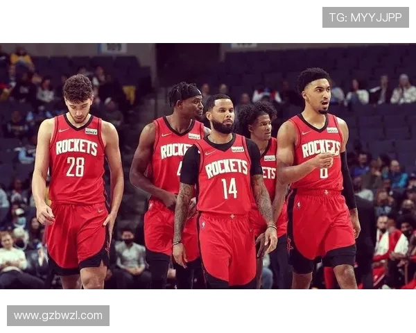 2013年NBA季后赛火箭与勇士激战回顾精彩瞬间与球员表现分析