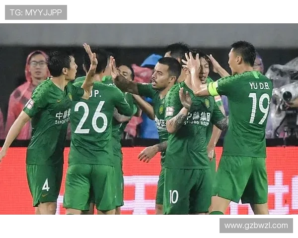 北京国安迎战全北现代力争亚冠小组赛首胜的关键之战